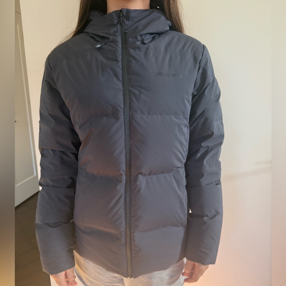 Patagonia Women's Charcoal Puffer Jacket